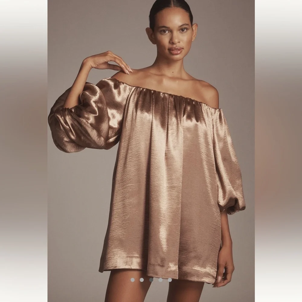 NWT @heynasreen x Mare Mare Off-The-Shoulder Puff sleeve shine mini dress - Picture 3 of 7